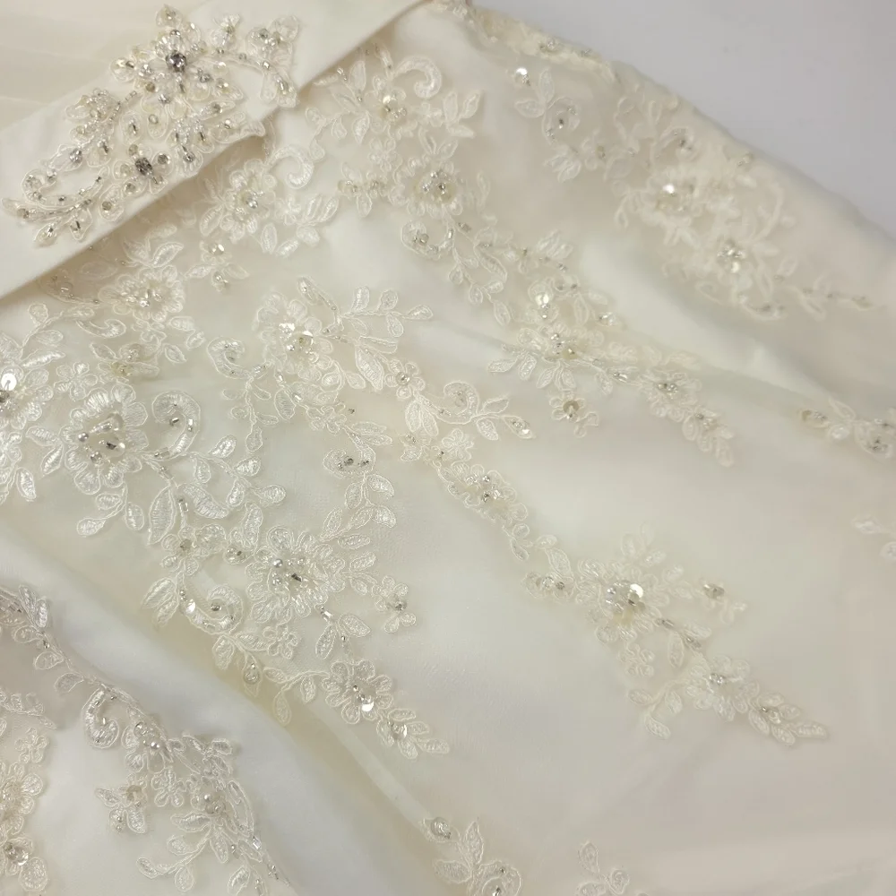 Elegant Cream Strapless Wedding Dress Sz 6 - Picture 6 of 13